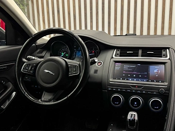 Jaguar E-Pace, 2018г, полный привод, автомат