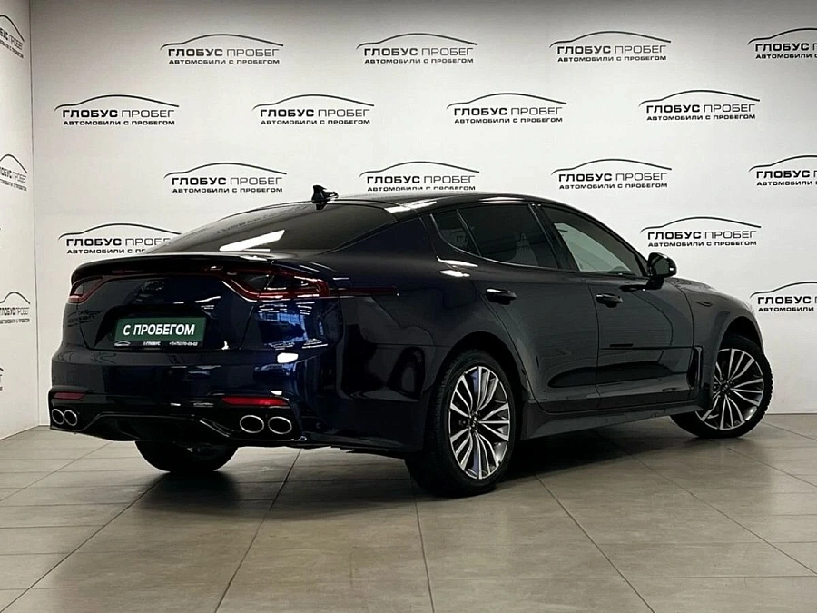 Kia Stinger, 2019г., передний привод, автомат