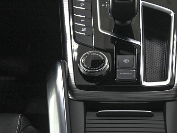 Geely Atlas Pro, 2024г, полный привод, робот
