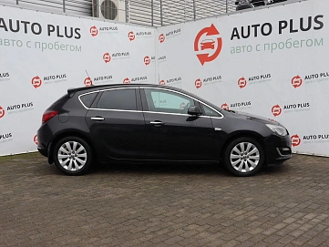 Opel Astra, 2012г, передний привод, автомат