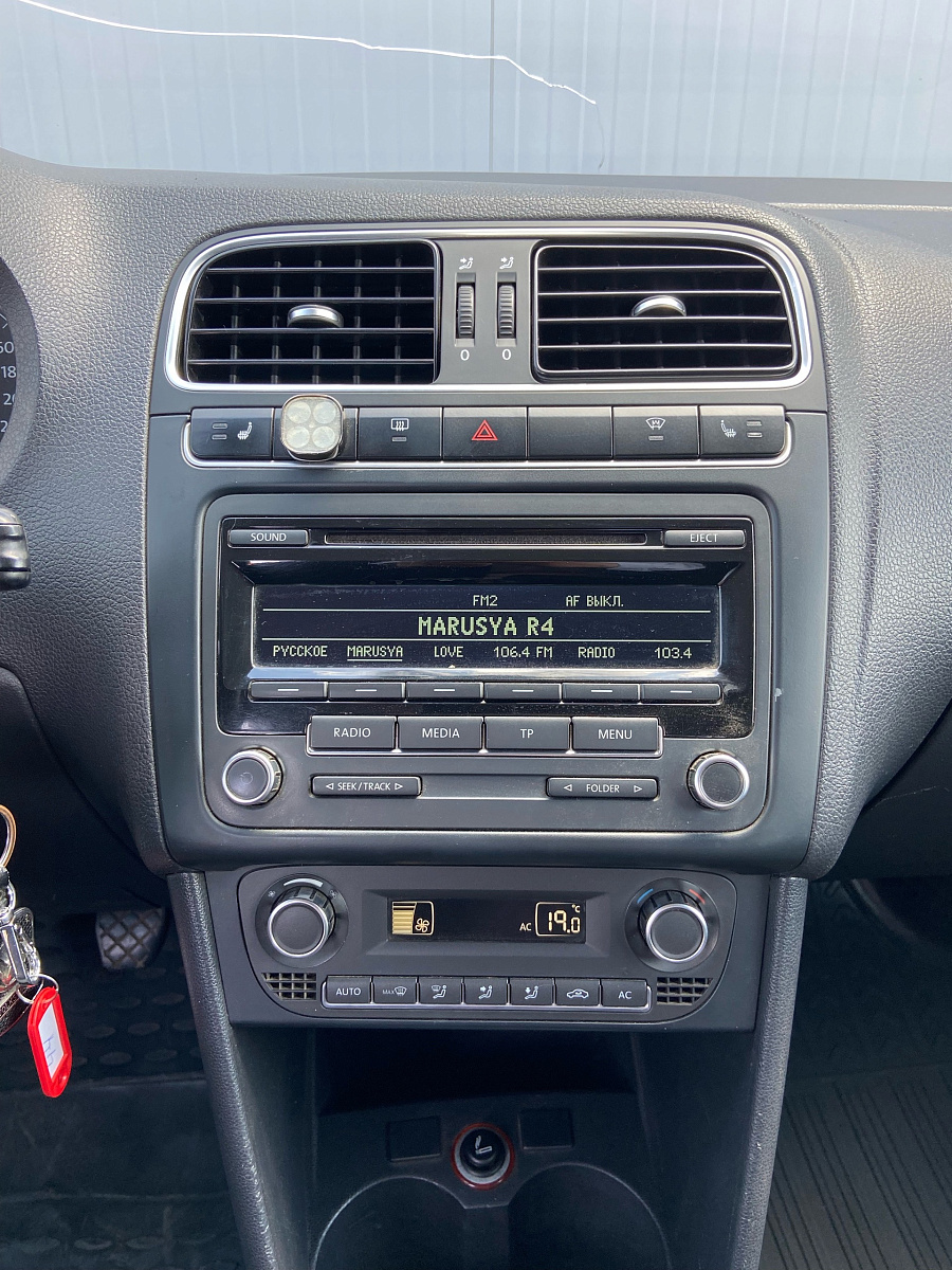 Volkswagen Polo, 2012г., передний привод, механика