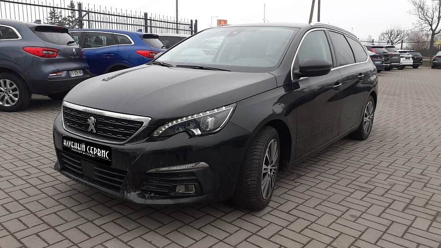 Peugeot 308, 2020г., передний привод, автомат