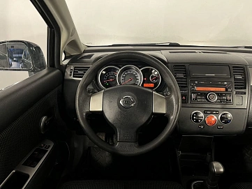 Nissan Tiida, 2010г, передний привод, механика