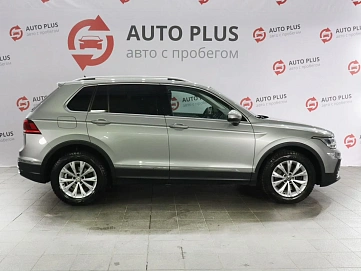 Volkswagen Tiguan, 2020г, полный привод, робот