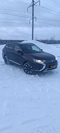 Mitsubishi Outlander, 2022г, передний привод, вариатор