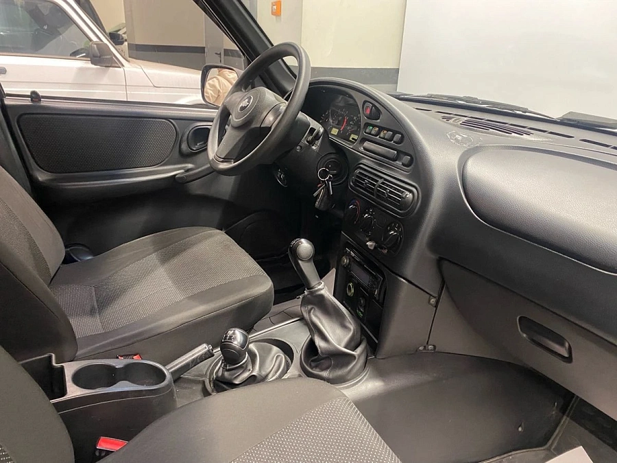 Chevrolet Niva, 2009г., полный привод, механика