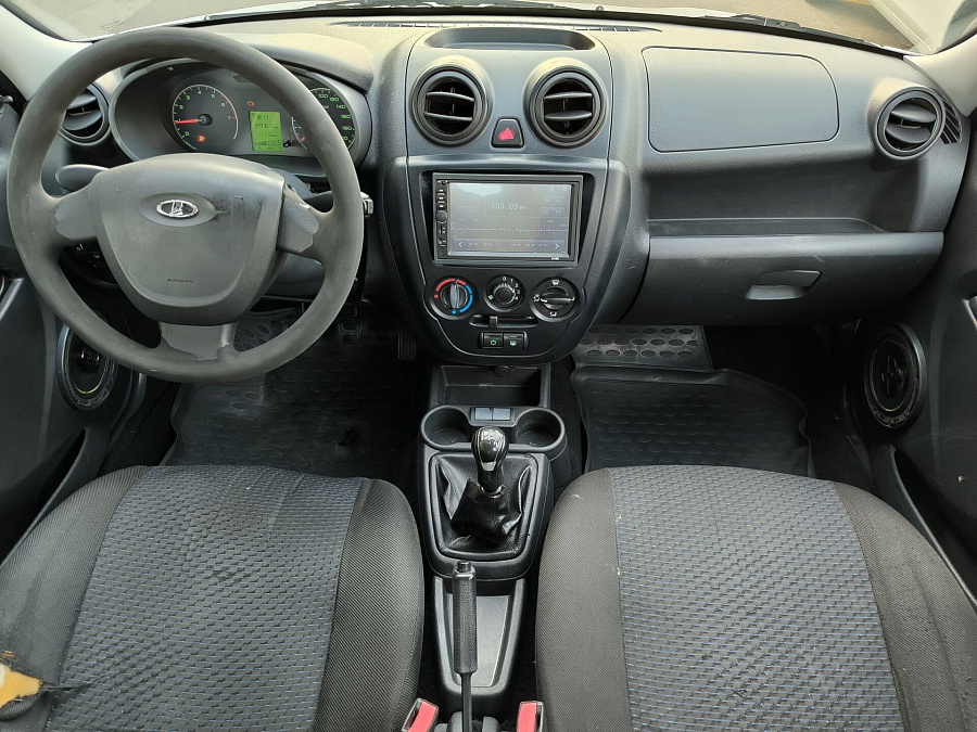 Lada (ВАЗ) Granta, 2013г., передний привод, механика