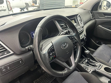 Hyundai Tucson, 2016г, полный привод, робот