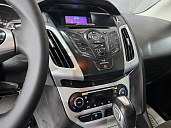 Ford Focus, 2011г., передний привод, робот