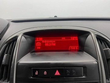 Opel Astra, 2013г, передний привод, автомат