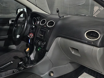 Ford Focus, 2009г, передний привод, механика
