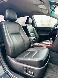 Toyota Camry, 2012г, передний привод, автомат