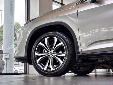 Lexus RX, 2022г, полный привод, автомат