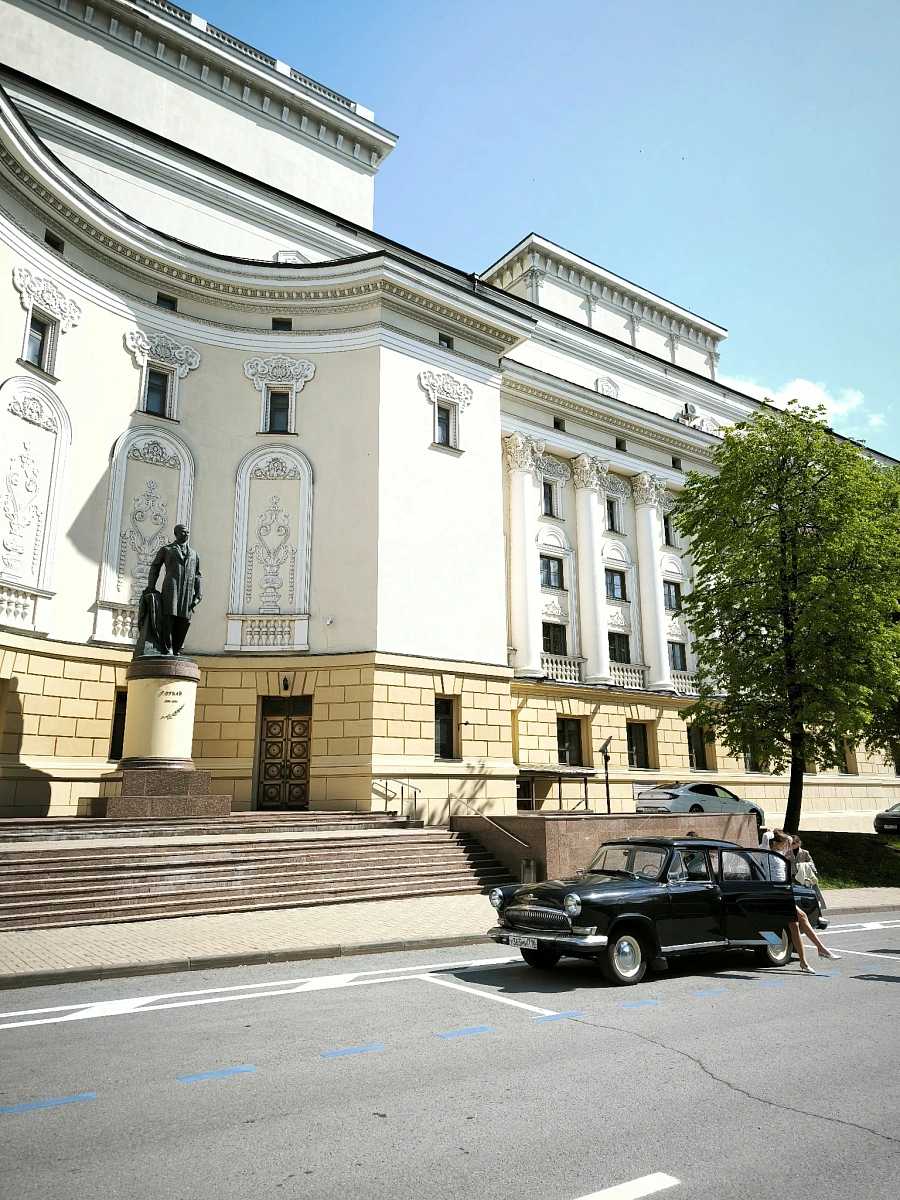 ГАЗ 21 «Волга», 1965г., задний привод, механика