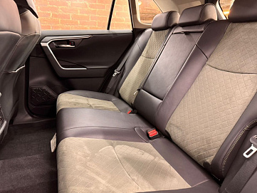 Toyota RAV4, 2024г, полный привод, вариатор