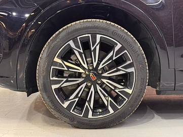 Hongqi HS5, 2023г, полный привод, автомат