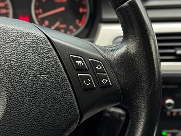 BMW 3 серии, 2011г, задний привод, автомат