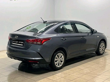 Hyundai Solaris, 2022г, передний привод, автомат