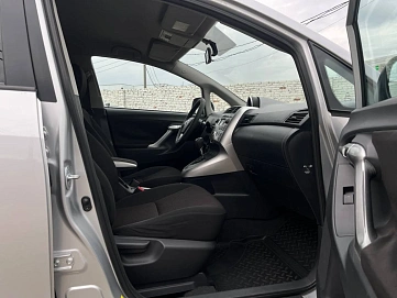 Toyota Verso, 2011г, передний привод, автомат
