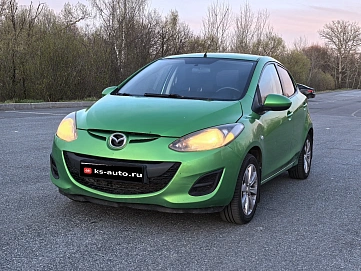 Mazda 2, 2011г., передний привод, автомат