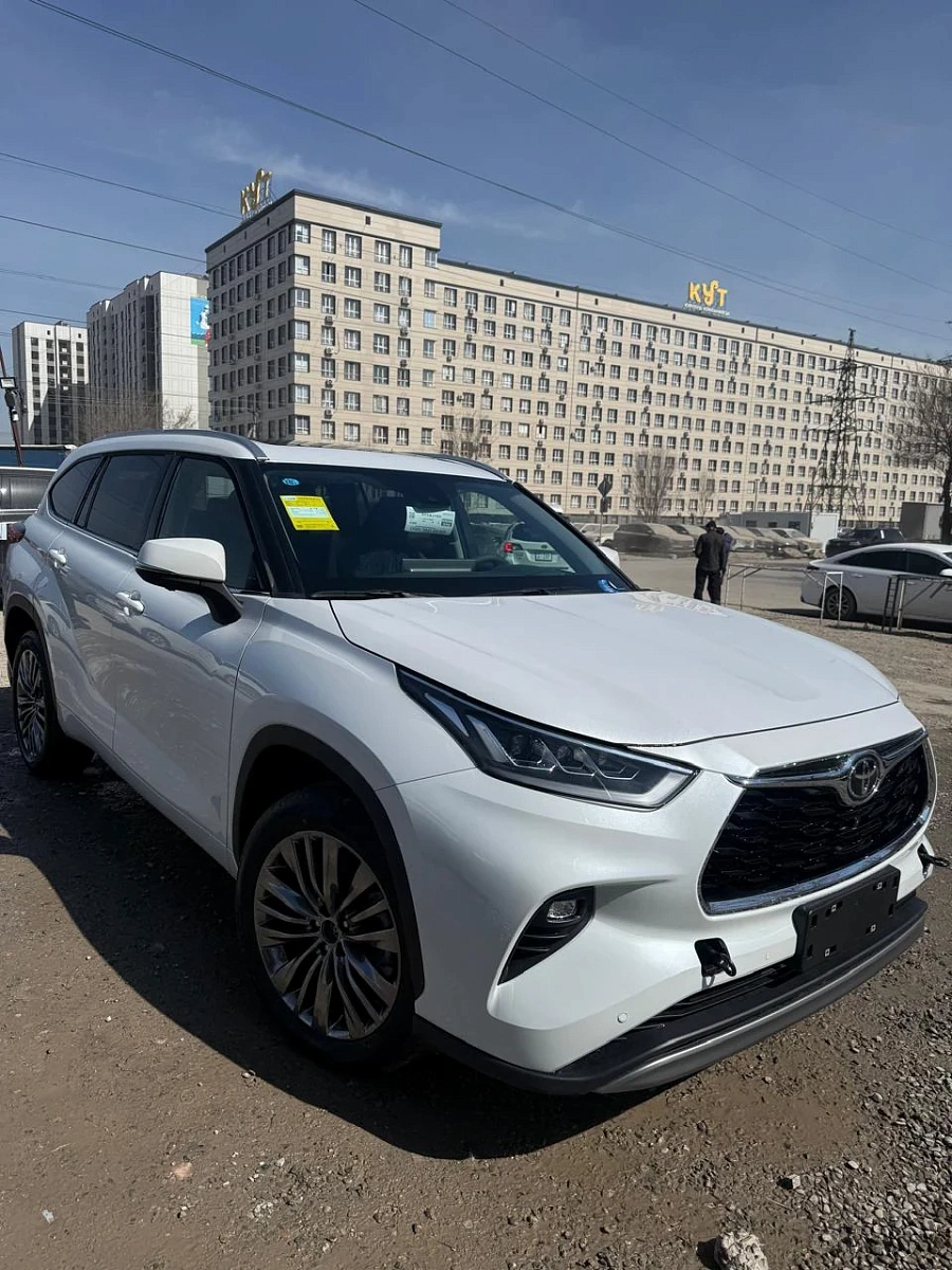 Toyota Highlander, 2026г., полный привод, автомат