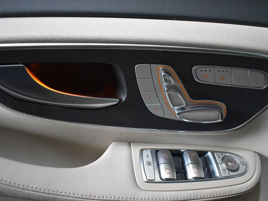 Mercedes-Benz V-Класс, 2018г., полный привод, автомат