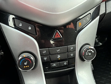 Chevrolet Cruze, 2012г., передний привод, автомат