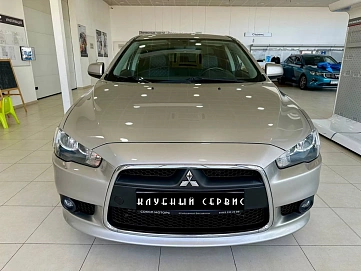 Mitsubishi Lancer, 2013г, передний привод, механика