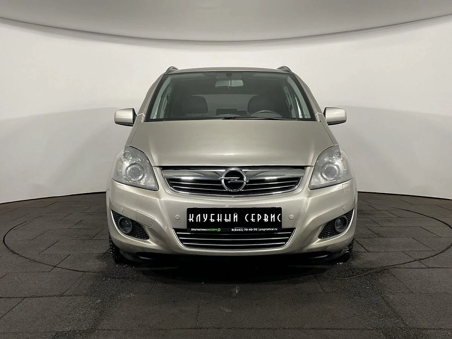 Opel Zafira, 2010г., передний привод, механика