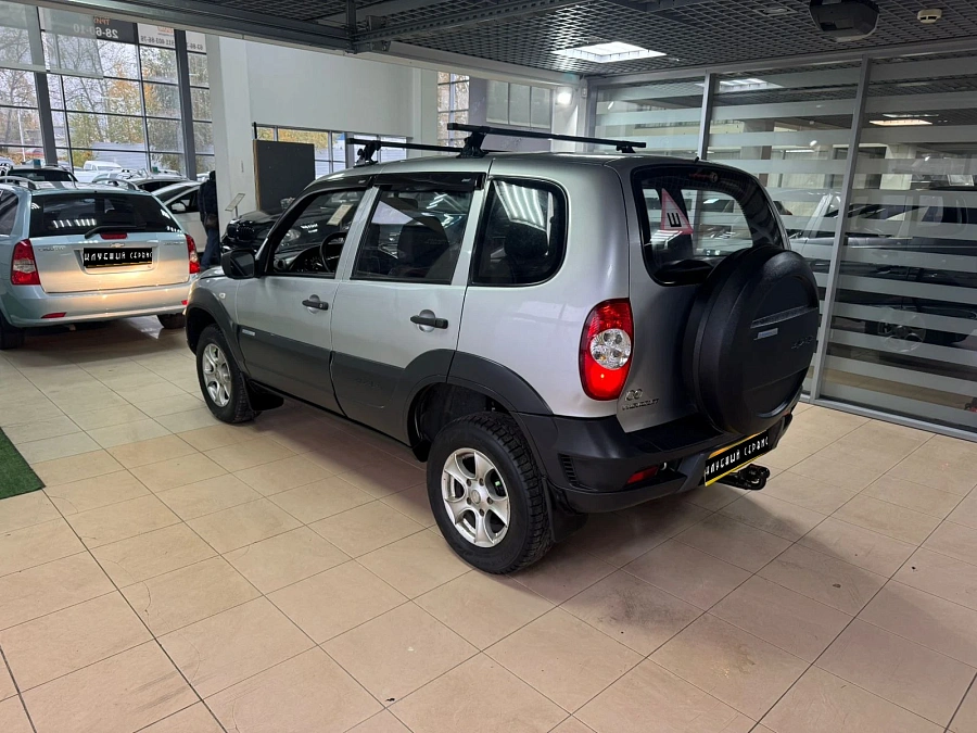 Chevrolet Niva, 2011г., полный привод, механика