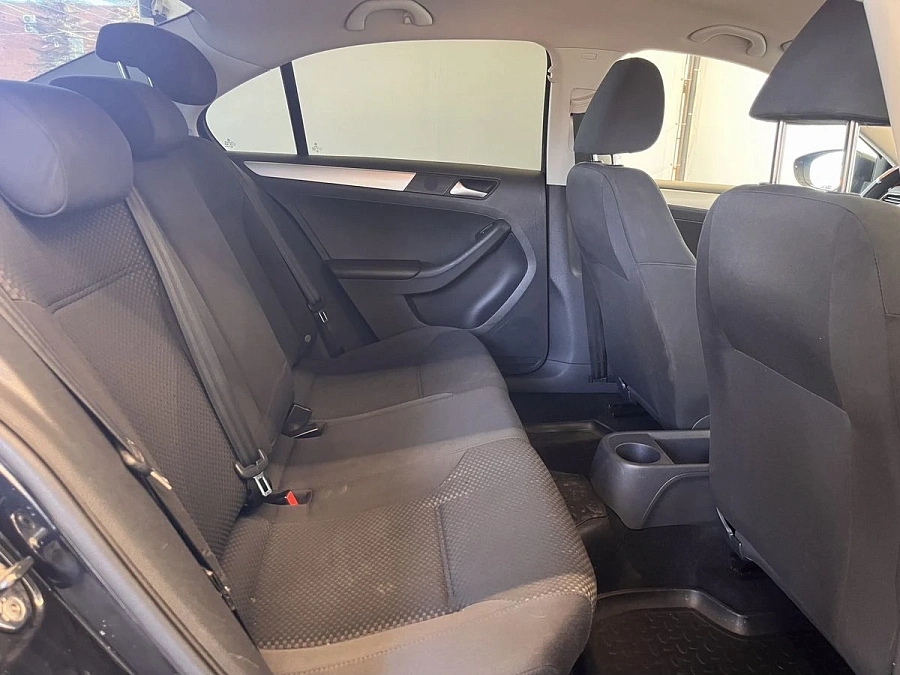 Volkswagen Jetta, 2012г., передний привод, механика