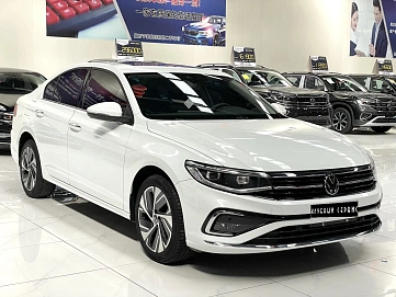 Volkswagen Bora, 2022г, передний привод, робот