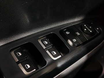 Kia , 2019г., передний привод, автомат