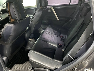 Toyota RAV4, 2013г, полный привод, вариатор