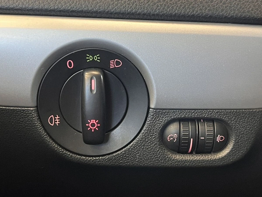 Volkswagen Jetta, 2012г., передний привод, механика