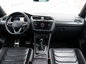 Volkswagen Tiguan, 2020г., полный привод, робот