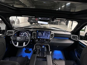 Toyota Tundra, 2022г, полный привод, автомат