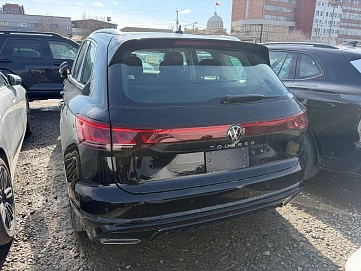 Volkswagen Touareg, 2025г, полный привод, автомат