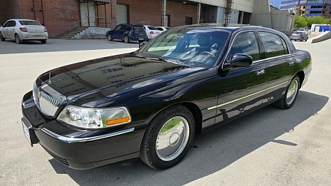 Lincoln Town Car, 2006г, задний привод, автомат