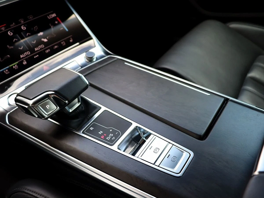 Audi A6, 2018г., полный привод, робот