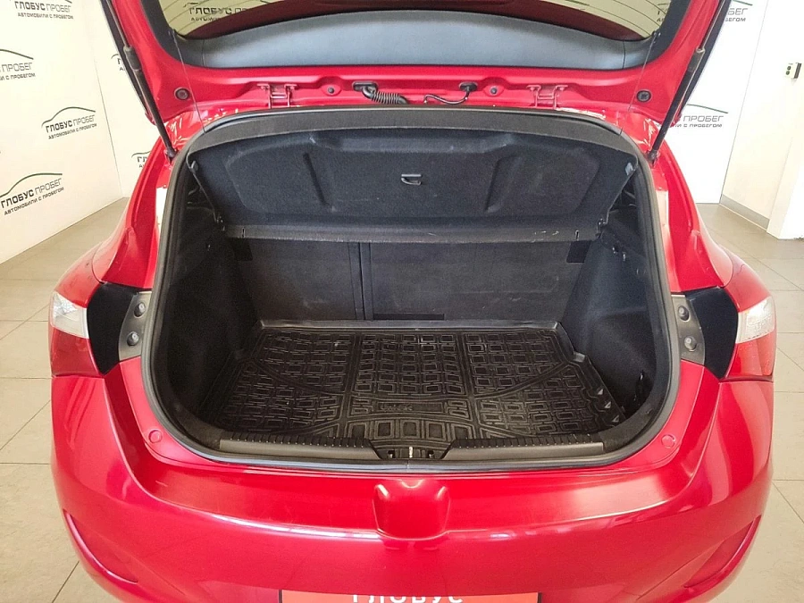 Hyundai i30, 2012г., передний привод, механика