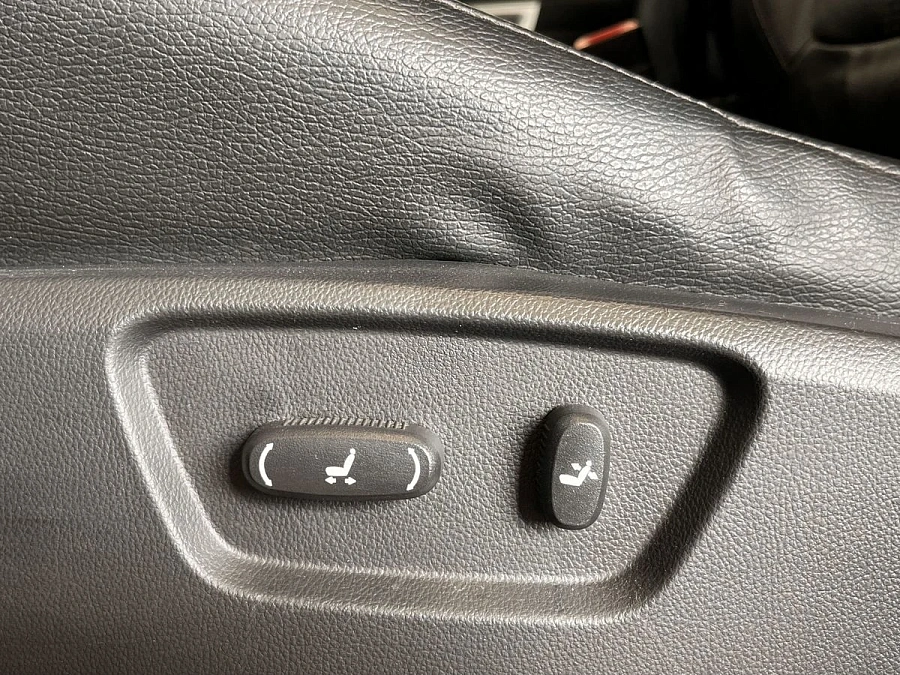 Opel Antara, 2013г., полный привод, автомат