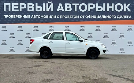 Lada (ВАЗ) Granta, 2015г, передний привод, автомат