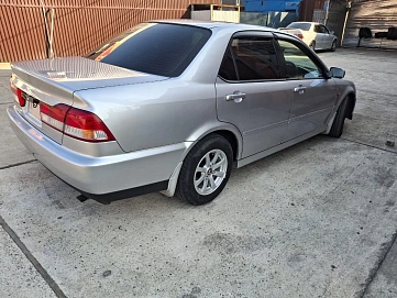 Isuzu Aska, 2001г, передний привод, автомат