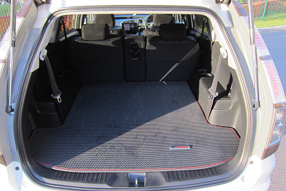 Honda Stream, 2011г, передний привод, автомат