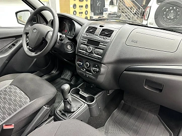 Lada (ВАЗ) , 2022г., передний привод, механика