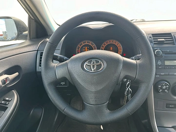 Toyota Corolla, 2008г, передний привод, механика