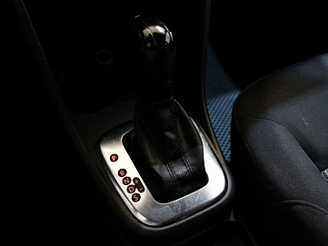 Volkswagen Polo, 2011г, передний привод, автомат