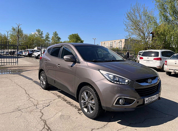 Hyundai ix35, 2014г., передний привод, автомат