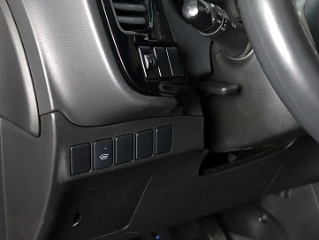 Mitsubishi Outlander, 2016г, передний привод, вариатор